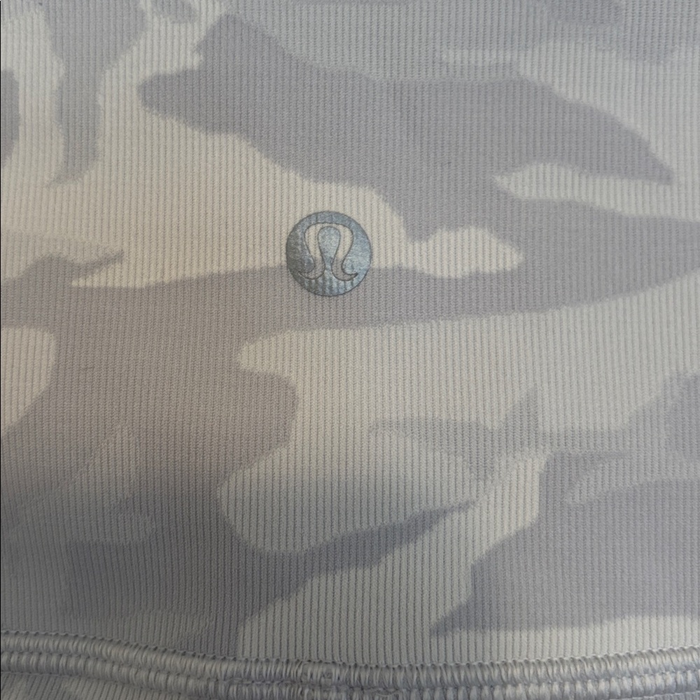 Lululemon Wunder Under Ribbed
Incognito Camo Jacquard Alpine White Starlight - Picture 5 of 8